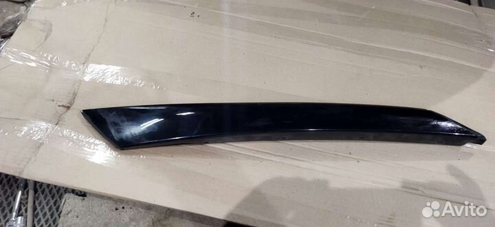 Декор-ая накладка стойки лоб.стеклаSkoda Fabia 2п