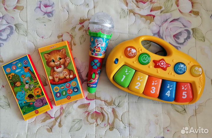 Музыкальные игрушки для малышей