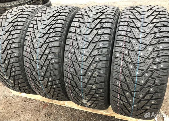 Hankook Winter i'Pike X W429A 235/55 R19 105T