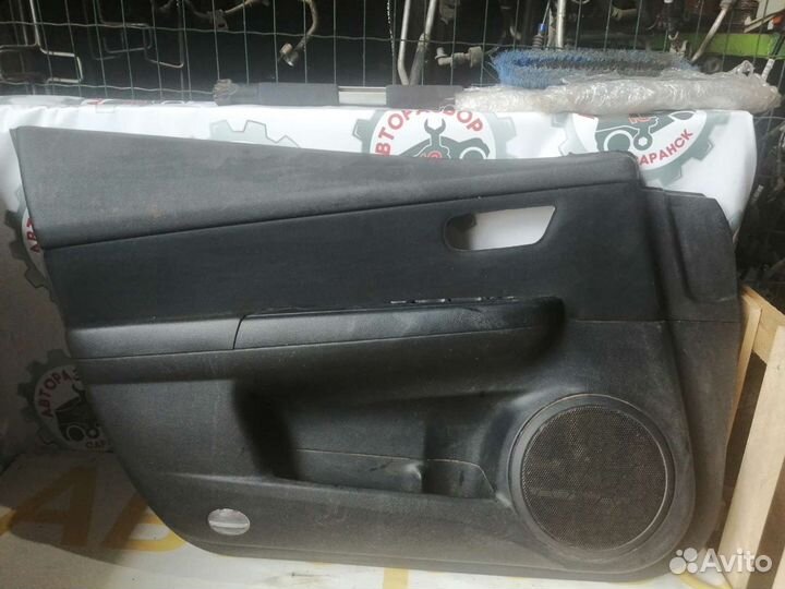 Обшивка водительской двери Mazda 6 GH