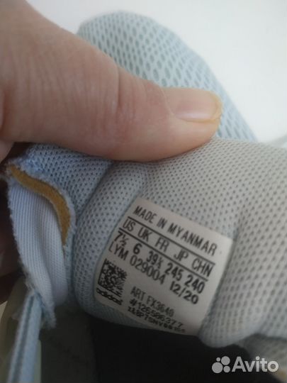 Кроссовки женские adidas 39 размер бу