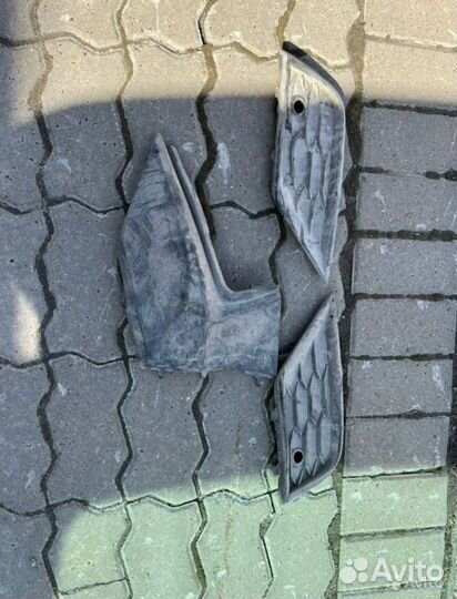 Накладки переднего бампера tiguan 2