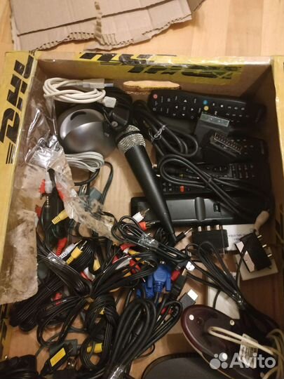 Провода и зарядки