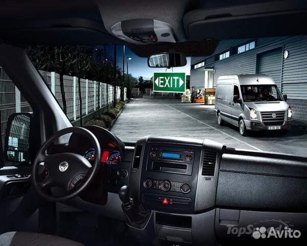 Водитель портера на своем авто