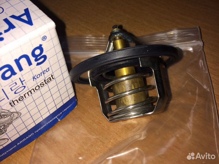 Термостат Хендай Солярис / Киа Рио 3