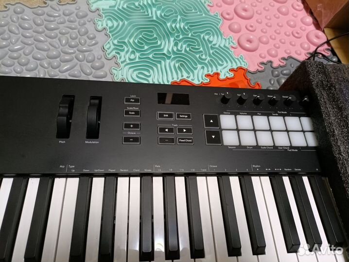 Midi клавиатура Novation Launchkey 88 MK3 (USB/mid