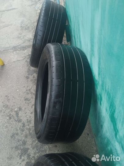 Continental Conti.eContact 215/60 R16