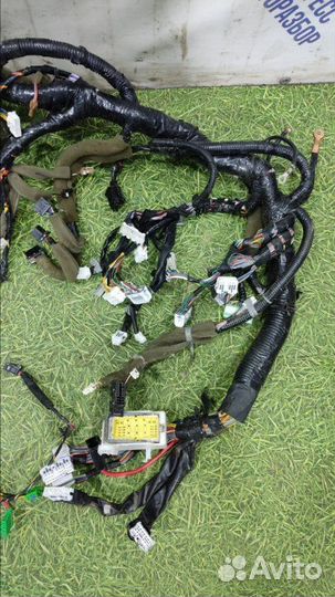 Проводка Renault Koleos кроссовер 2.5 2TR703 2008