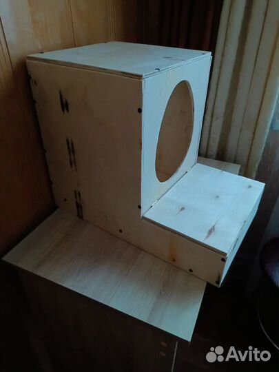 Гнездо для кур с яйцесборником