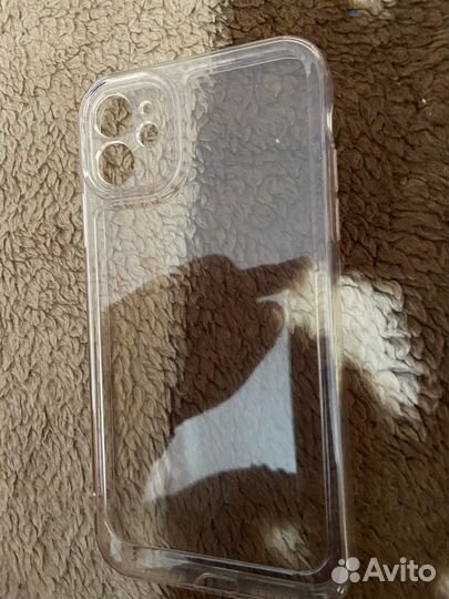 Чехлы iPhone 11