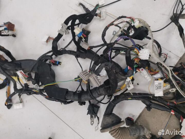 Проводка салона Kia Ceed 1 универсал G4GC 2.0 2008