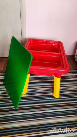 Детский столик