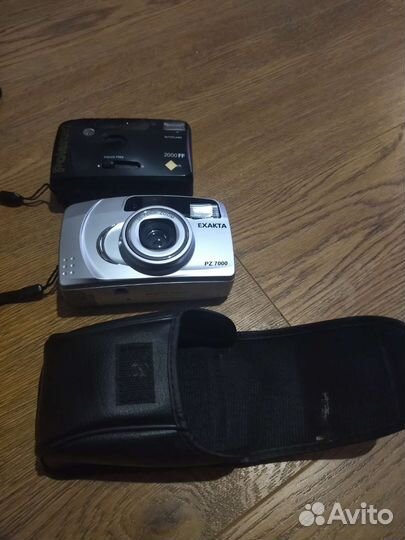 Polaroid 2000FF; ехакта PZ 7000