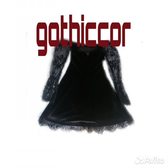 Готическое платье