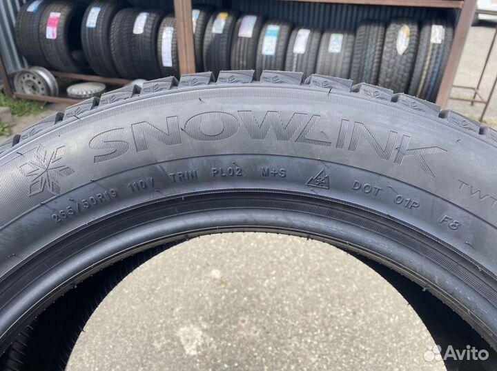 Triangle PL02 265/50 R19