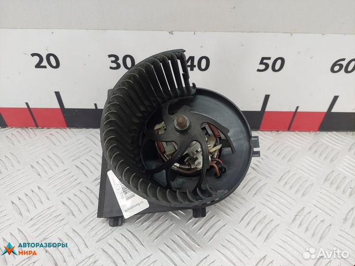 Моторчик печки Volkswagen Golf GTI 4 2000