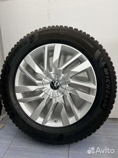 Новые.Оригинал.Volkswagen Touareg NEW 255/55r19