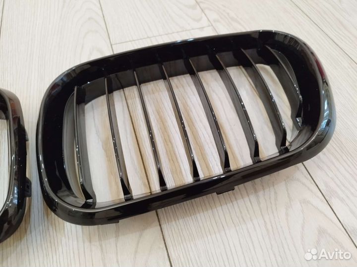 BMW x5 e53 решётка радиатора черный глянец