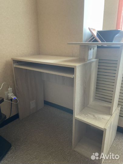 Стол для компьютера