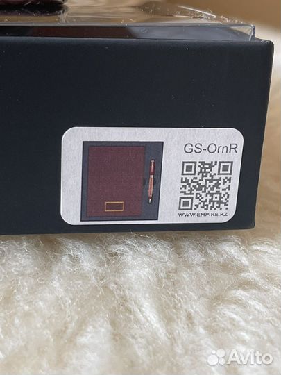 Кожаный блокнот и ручка