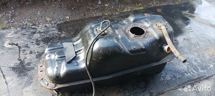 Топливный бак Mitsubishi pajero sport 1