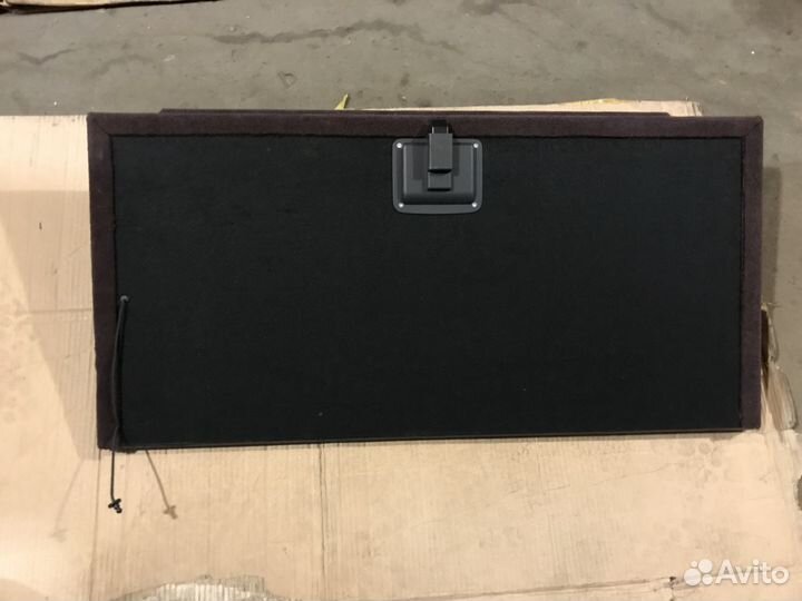 Пол багажного отдела Порше Панамера