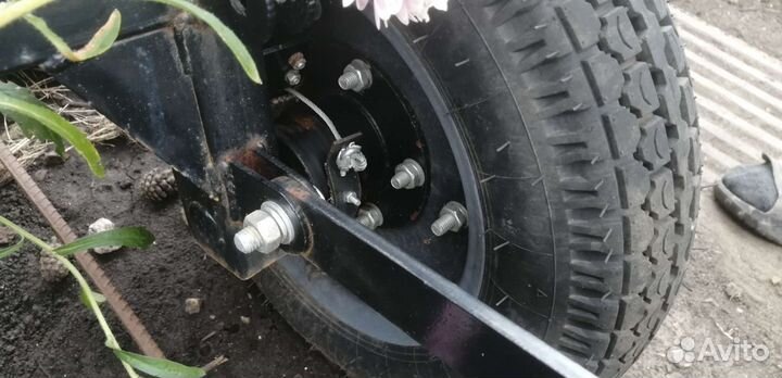 Тачка садовая