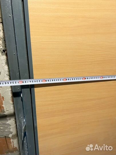 Дверь входная металлическая от застройщика