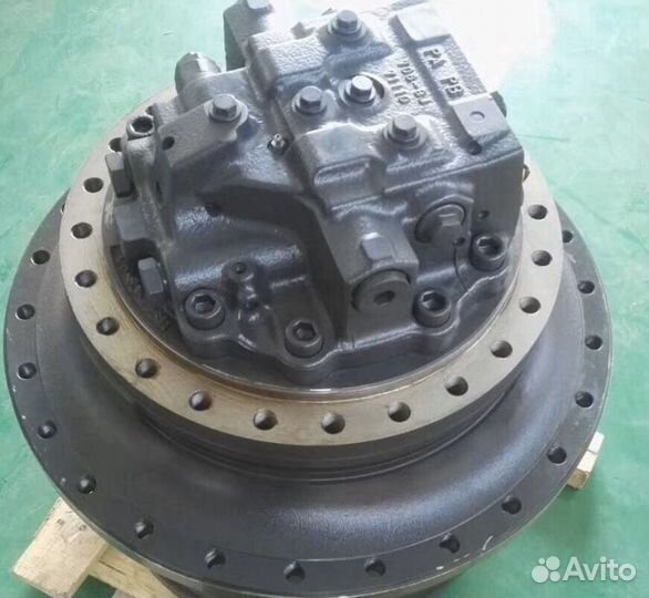 Гидромотор Komatsu PC400-7