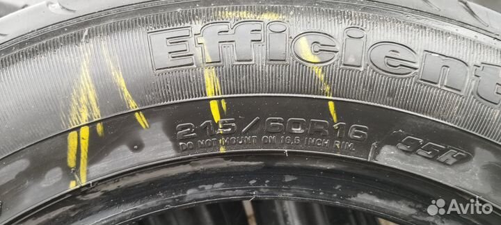 Goodyear EfficientGrip 215/60 R16