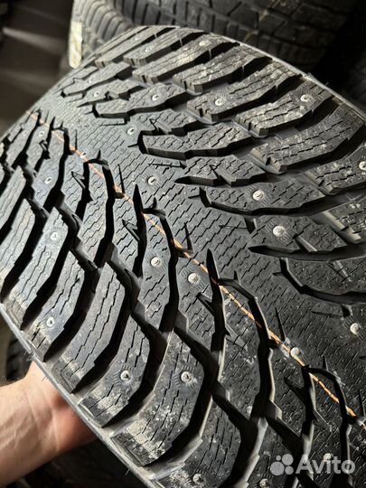 Nokian Tyres Hakkapeliitta 9 SUV 315/40 R21 115T