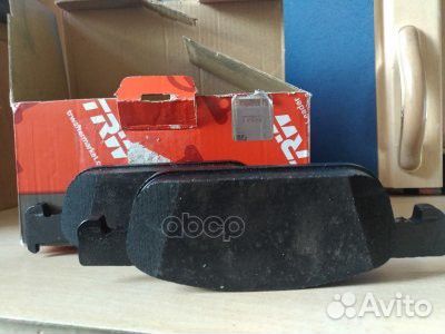 Колодки тормозные дисковые перед GDB2157 TRW