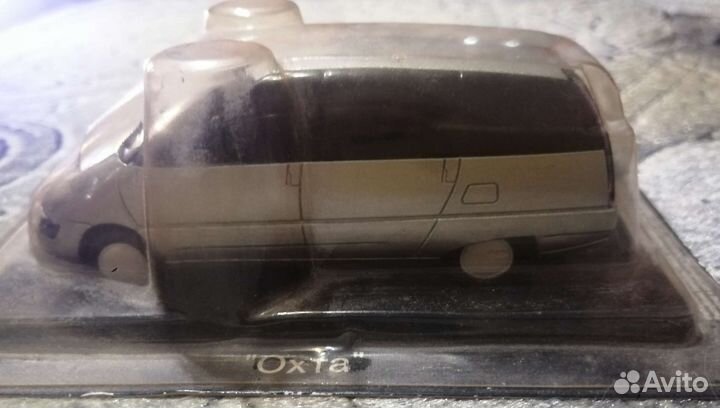 Модель автомобиля 1/43