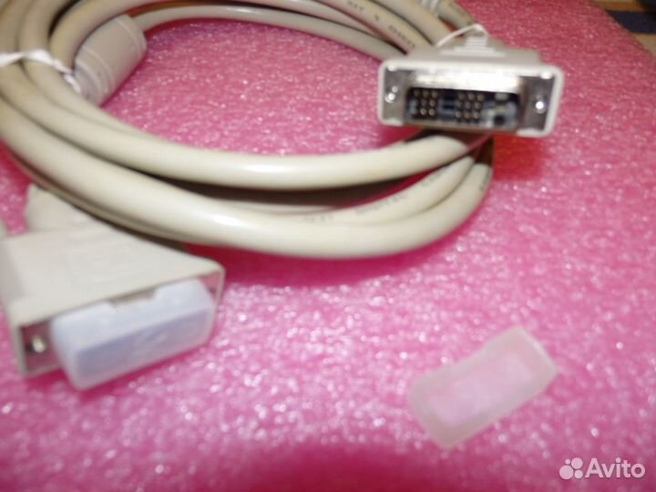 Кабель VGA и DVI