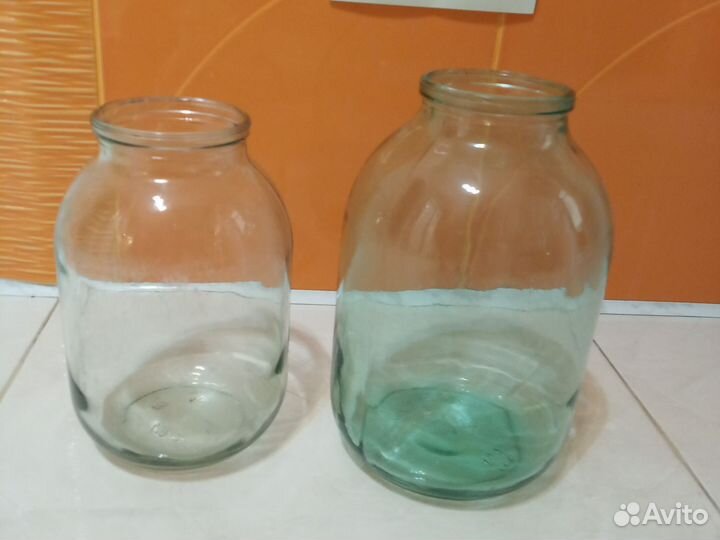 Стеклянная банка