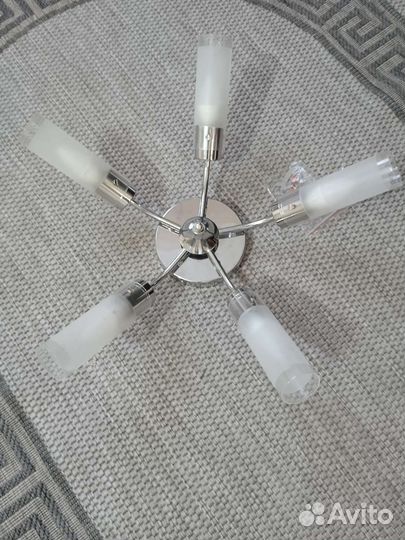 Люстра пяти рожковая