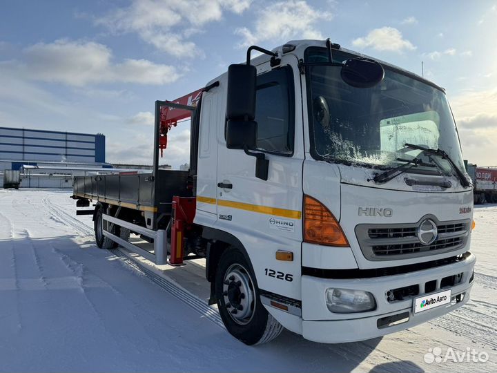 Бортовой грузовик Hino 500 (Ranger) с КМУ UNIC, 2012