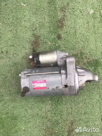 Стартер Toyota Hiace TRH214 2trfe 2009