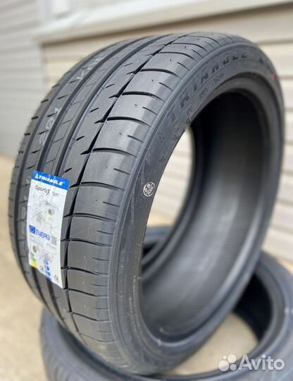 Triangle Sports TH201 245/40 R18 и 225/45 R18 97Y