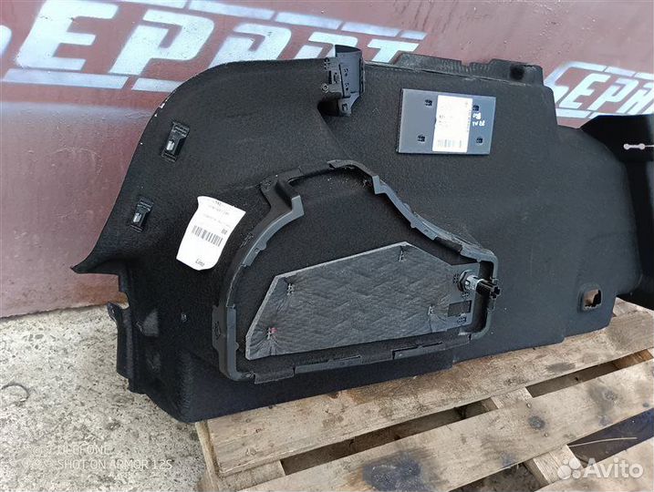 Обшивка багажника правая Volkswagen Passat B8 1.4