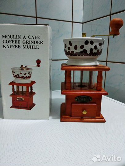 Кофемолка ручная новая