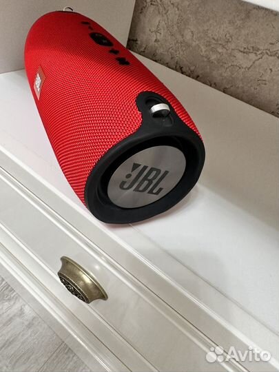 Колонка jbl