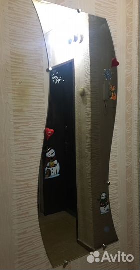 Зеркало настенное волна
