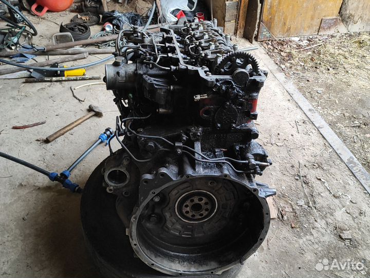 Двигатель J05C