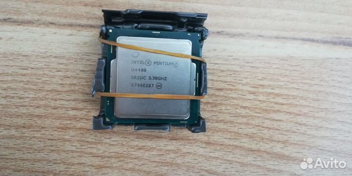 Процессор Pentium G4400 LGA1151