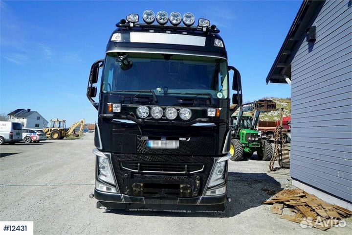 В разборке грузовик Volvo,FH 2008-2013
