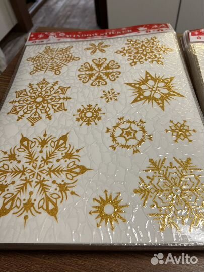 Наклейки снежинки