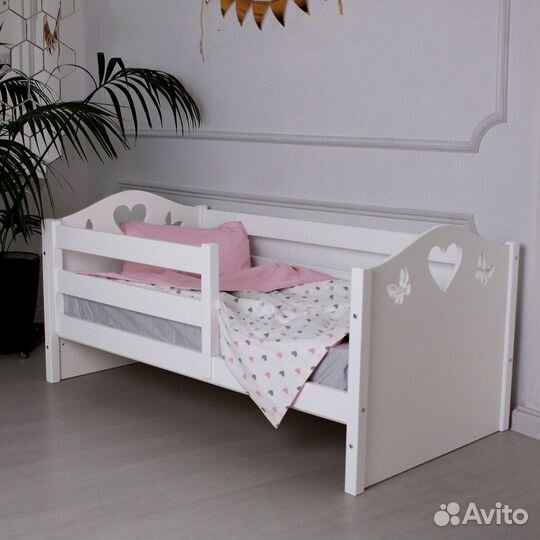 Кровать детская настоящий массив