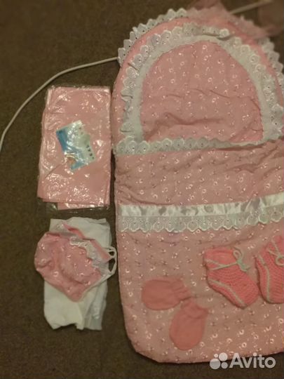 Конверт на выписку отдам за 3 плитки шоколада Милк