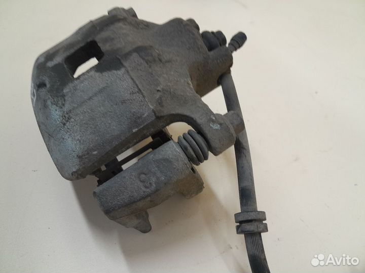 Суппорт передний левый, Mitsubishi Outlander 2012